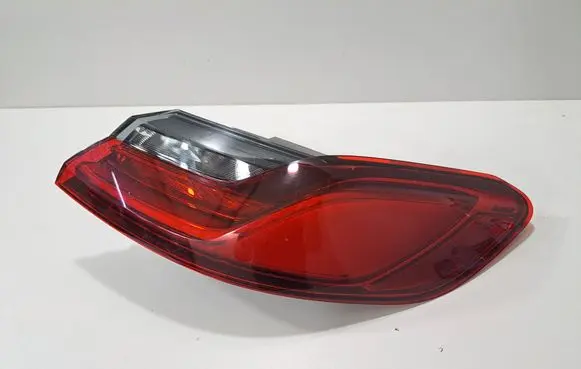 Rear/tail lights