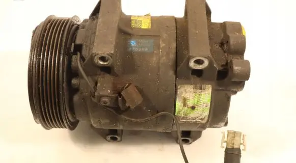 Volvo S60 Air conditioning (A/C) compressor (pump) 8708581