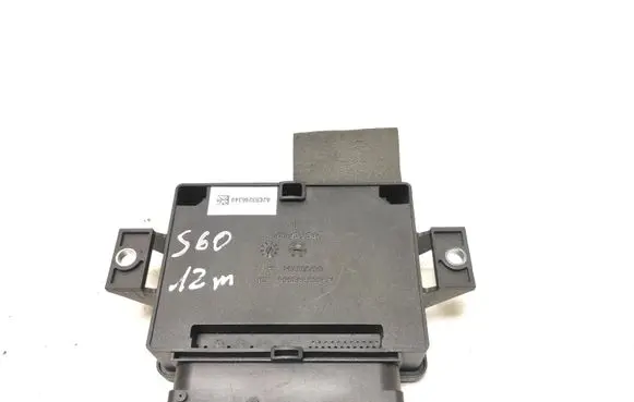 Volvo S60 Hand brake control module 31334872