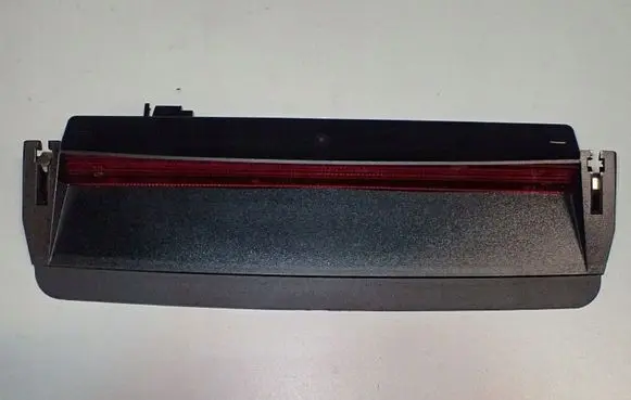 Volkswagen PASSAT B8 Third/center stoplight 3G9945087
