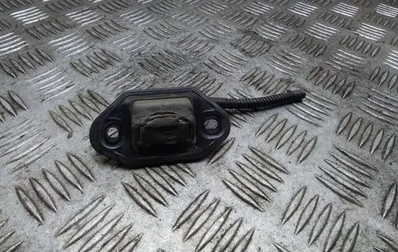 Lexus IS 220D-250-350 Tailgate opening switch 15A322 15A987