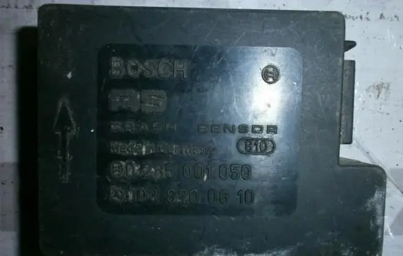 Mercedes-Benz A W168 Airbag control unit/module 0285001050 0038200610