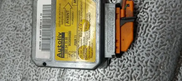 Peugeot 206 Airbag deployment crash/impact sensor