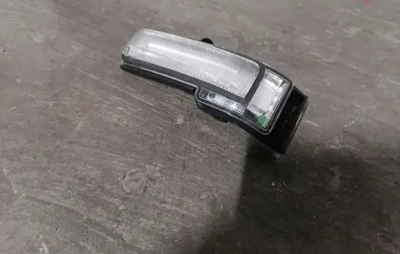 Ford F150 Mirror indicator light FL3413B381 FL3413B381BB FL3413B381A