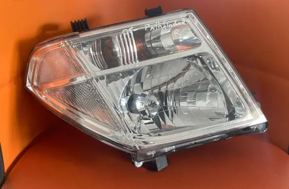 Nissan Pathfinder R51 Headlight/headlamp 26010eb40a