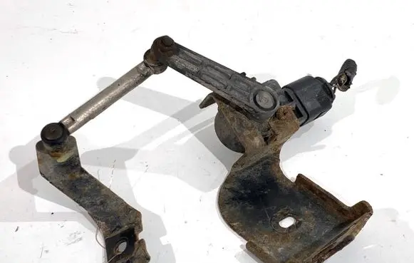 Hyundai ix35 Headlight/headlamp level sensor 