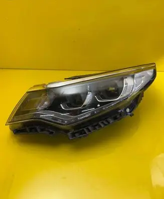 KIA Optima Headlight/headlamp 92101D4300