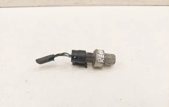 Renault Espace - Grand espace IV Air conditioning (A/C) pressure sensor 7700417506