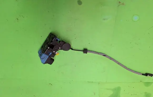 Front door lock