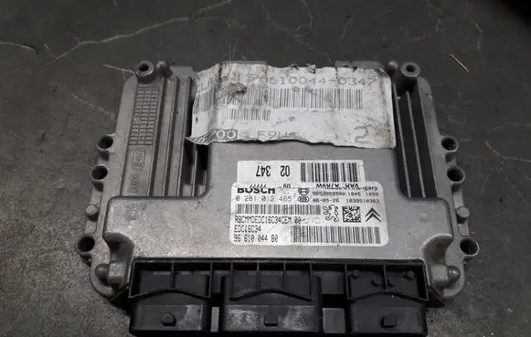 Peugeot 207 Engine control unit/module ECU 0281012465