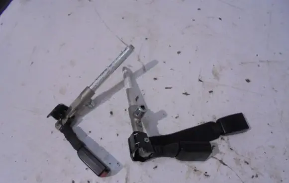 BMW 3 E90 E91 Seat belt trim PASYBEZPIECZESTWA