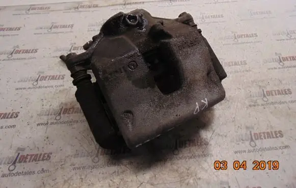 Mercedes-Benz E W212 Front brake caliper