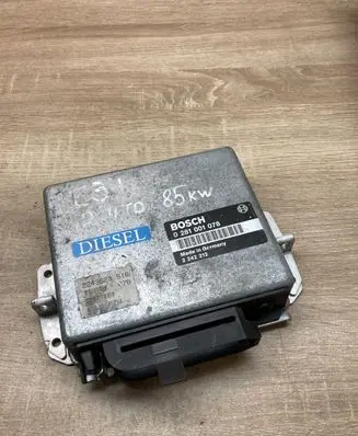 BMW 5 E34 Engine control unit/module ECU 2242212 0281001078