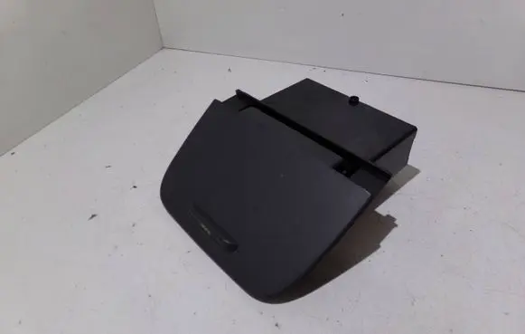 Volvo S70 V70 V70 XC Car ashtray 9158408
