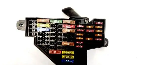 Volkswagen PASSAT B6 Fuse box set