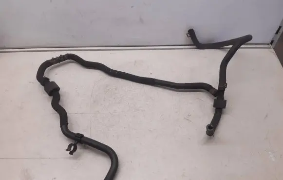 Audi A1 Engine coolant pipe/hose 8R0122447AS