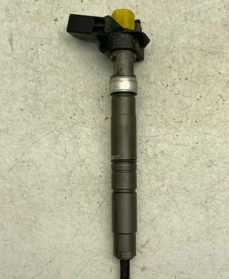 Volkswagen Transporter - Caravelle T5 Fuel injector 03L130277C 0445116035 10101403110