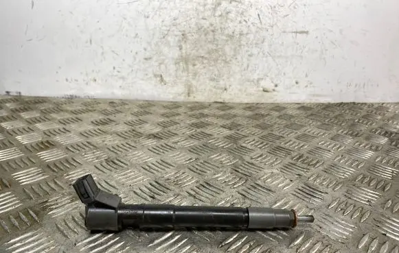 Mitsubishi Eclipse Cross Fuel injector 1465A475