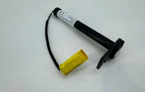BMW 2 F45 Bonnet Pedestrian Airbag Actuator 0589P1000095