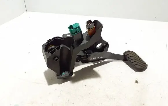 Renault Arkana Brake pedal 180207059R