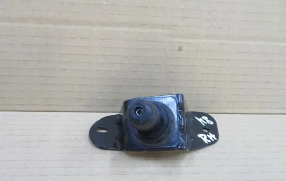 Volvo C40 Rear bumper mounting bracket 32296175