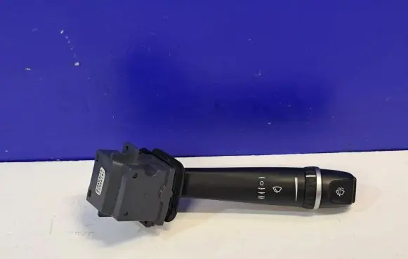Volvo S60 Wiper control stalk 30798527