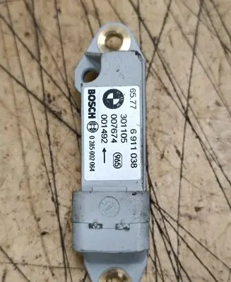 BMW X5 E53 Airbag deployment crash/impact sensor 65776911038 65776911 6911
