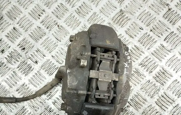 Mercedes-Benz CLS C219 Front brake caliper