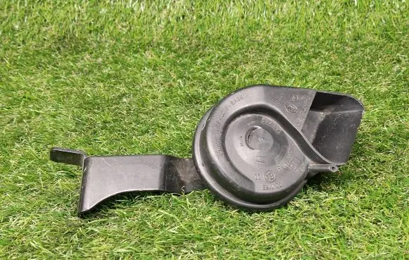 Audi A6 S6 C7 4G Horn signal 4G0951230