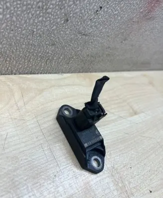 Mercedes-Benz CLS C219 Airbag deployment crash/impact sensor 004542351807