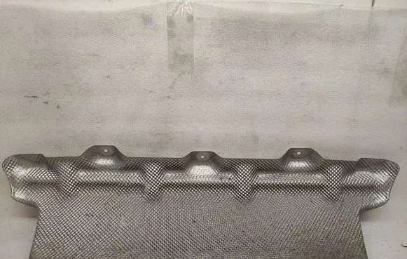 BMW 4 G22 G23 G24 G26 Exhaust heat shield