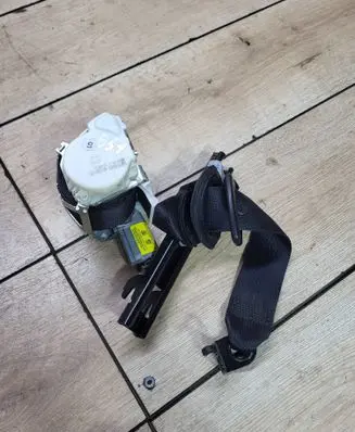 Mercedes-Benz E W212 Rear seatbelt A2128606085