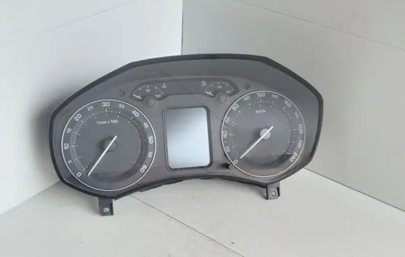 Skoda Octavia Mk2 (1Z) Speedometer (instrument cluster) 1Z0920840D