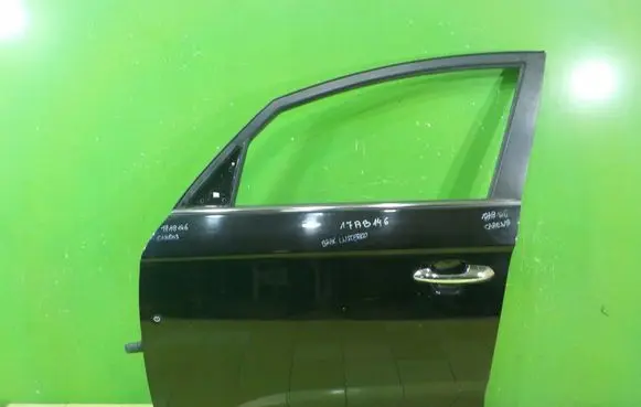 KIA Carens III Front door PRZOD LEWE