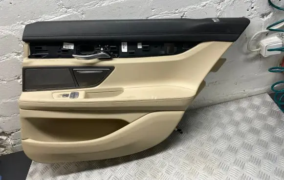 BMW 7 G11 G12 Rear door card panel trim