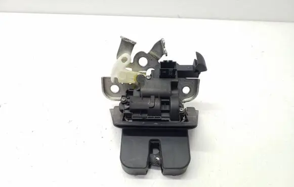 Tailgate/trunk/boot lock/catch/latch