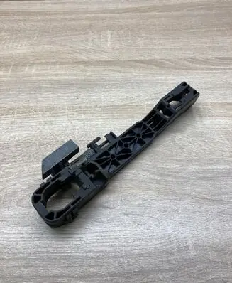Nissan Primera Rear door exterior handle/bracket 80610AV600 RIGHTSIDE