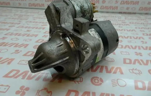 Peugeot 107 Starter motor 28100-0Q012J