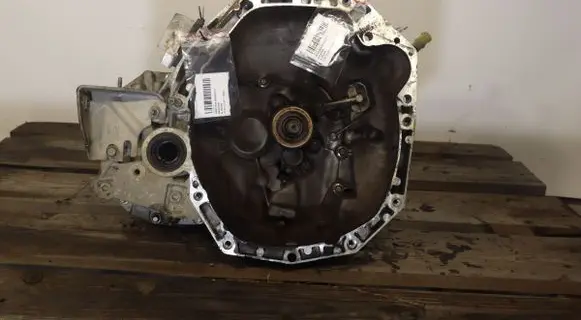 Renault Clio IV Manual 5 speed gearbox JR5060