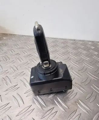 Volkswagen Touareg I Ignition lock 3D0905865C