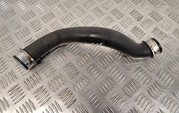 Mercedes-Benz C W204 Engine coolant pipe/hose A2045011582