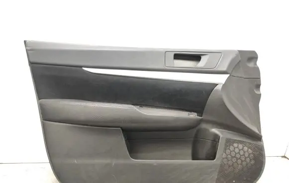 Subaru Outback Front door card panel trim S73508390