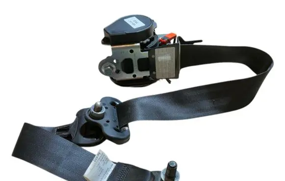 Mitsubishi ASX Rear seatbelt 6197414 7212551