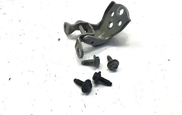 BYD Atto 3 Front door upper hinge ST6106109CU