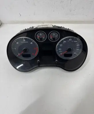Audi A3 S3 8P Speedometer (instrument cluster) 8P0920982H DQH01003