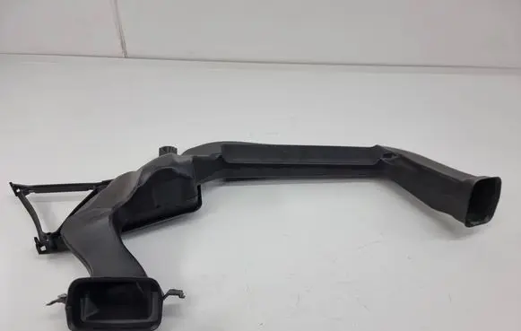 BMW M8 F91 F92 G14 G15 Cabin air duct channel 9396272