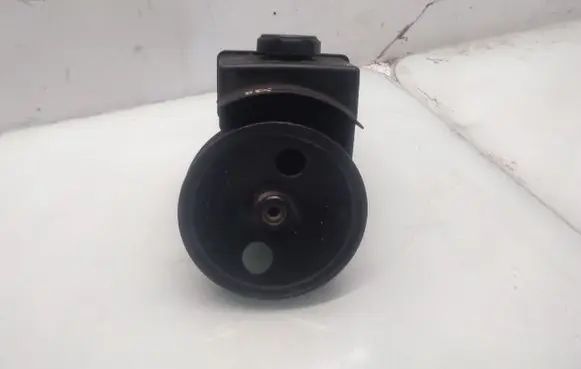 Peugeot 307 Power steering pump