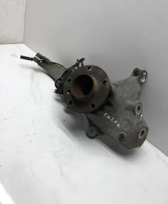 BMW 5 F10 F11 Front wheel hub spindle knuckle