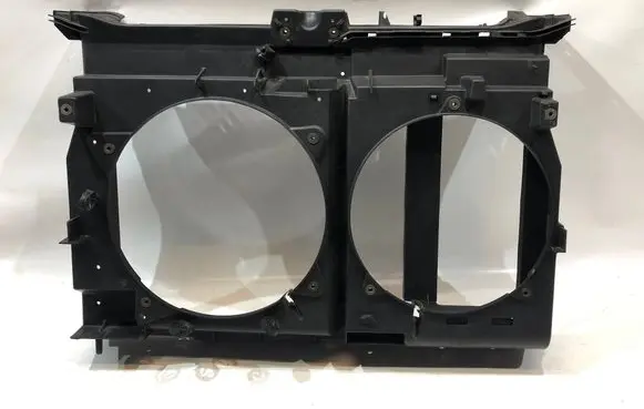 Peugeot 807 Radiator cooling fan shroud 84092080