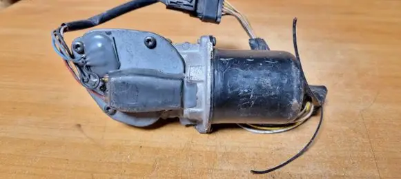 Renault Laguna I Wiper motor 7701046038